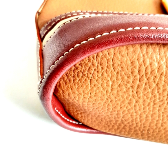 Giovane Shoulder Bag - Picture 5 of 13